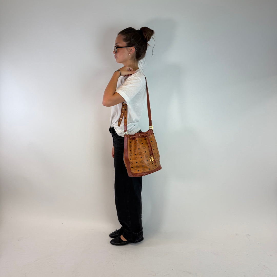 MCM Handtasche Bucket