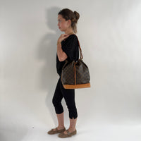 Louis Vuitton Sac Noé Grande Shoulder Bag