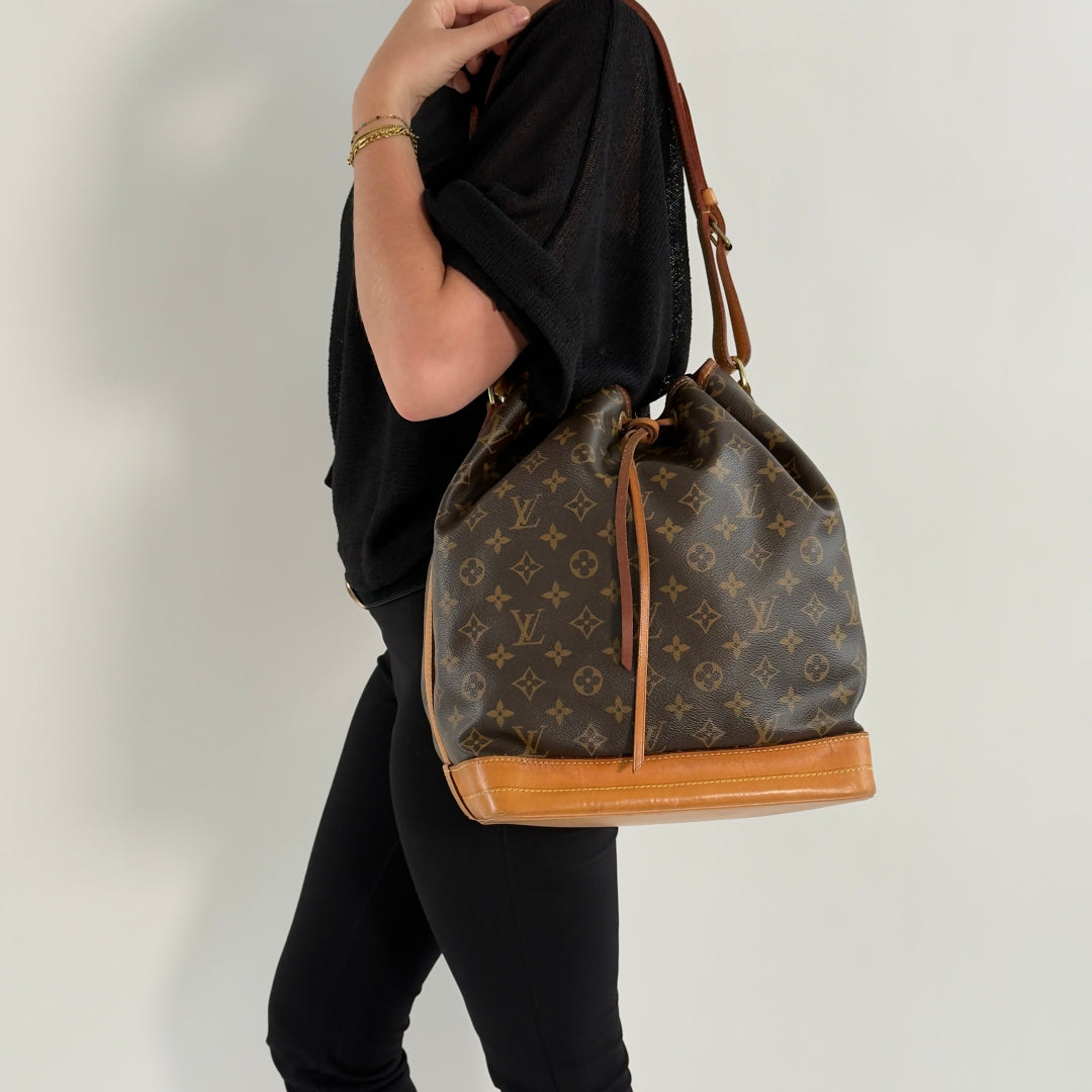 Louis Vuitton Sac Noé Grande Shoulder Bag