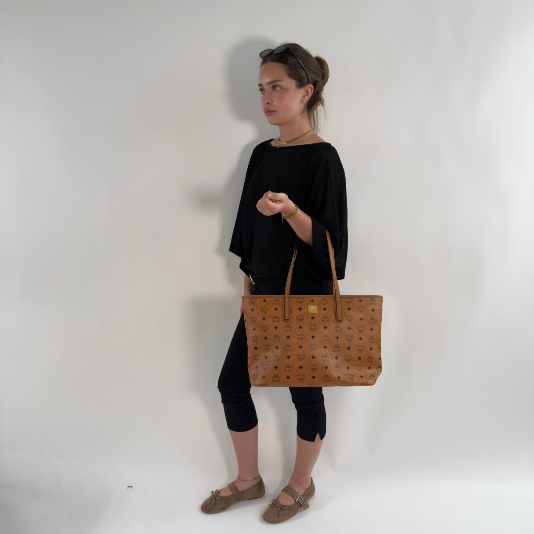 MCM Shopper Anya