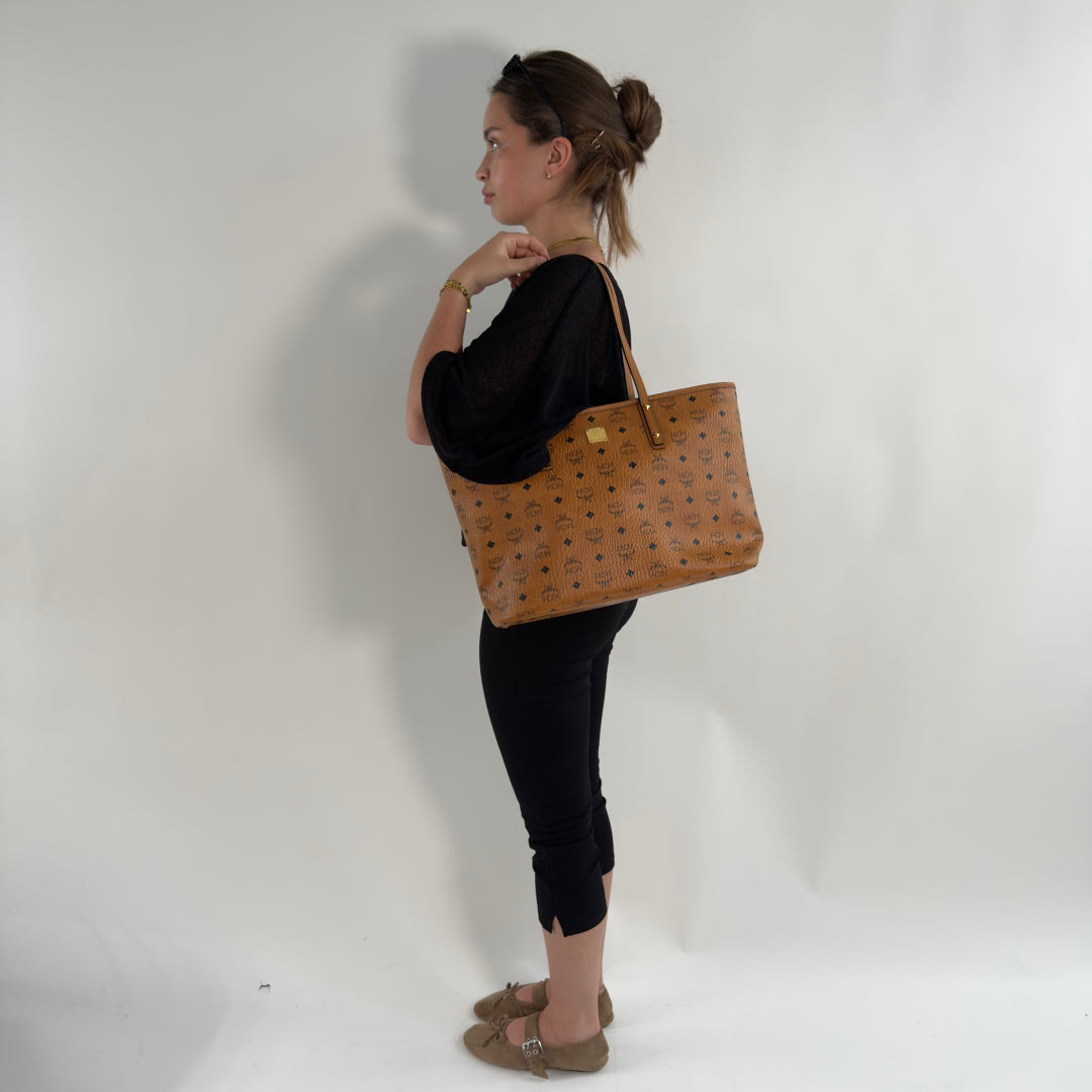 MCM Shopper Anya