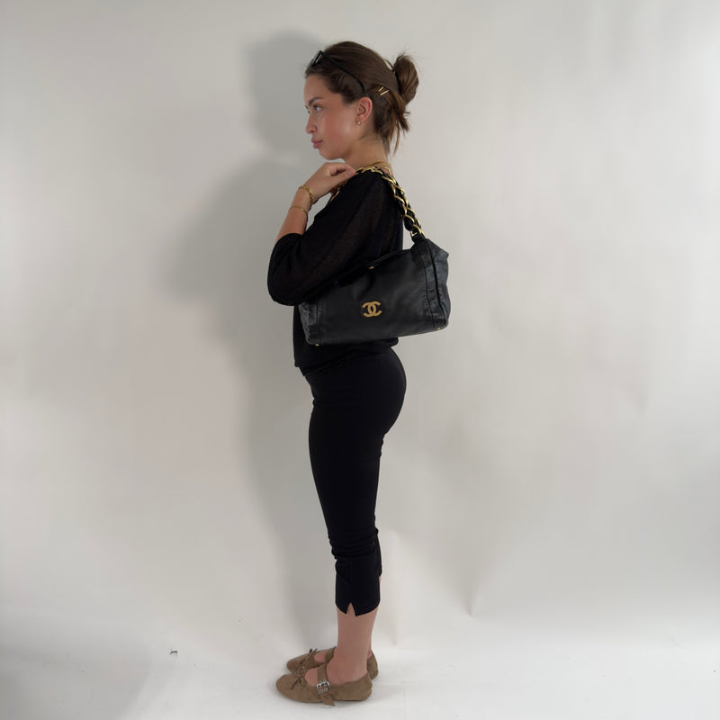 Chanel Schultertasche Hobo