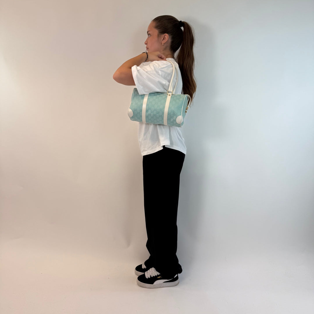 Gucci Handtasche Abbey länglich hellblau