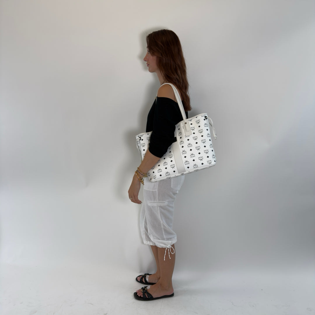 MCM Liz Reversible Tote Bag In Visetos, Medium