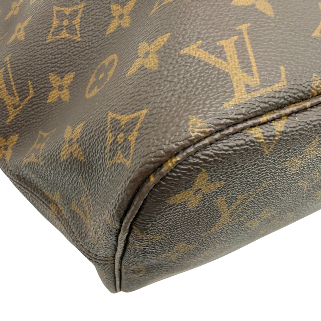 Louis Vuitton Neverfull MM Tote Bag