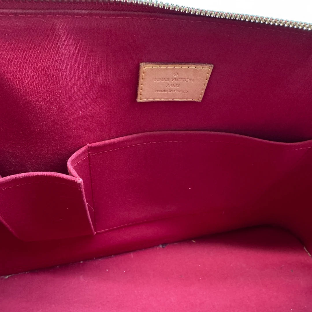 Louis Vuitton handbag Alma GM Vernis red