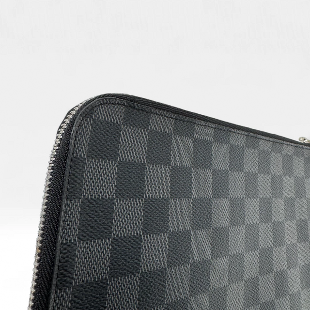 Louis Vuitton Clutch Jour PM Damier Graphite
