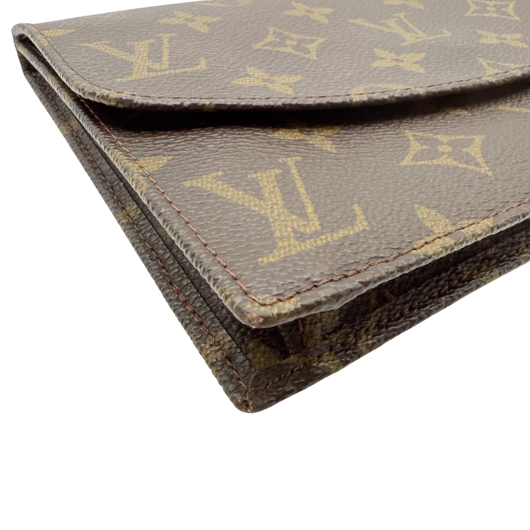 Louis Vuitton Clutch Multi Case