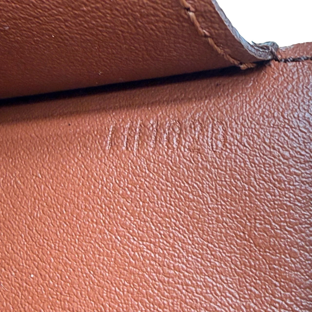 Louis Vuitton Clutch Poche Toilette 26 monogram braun