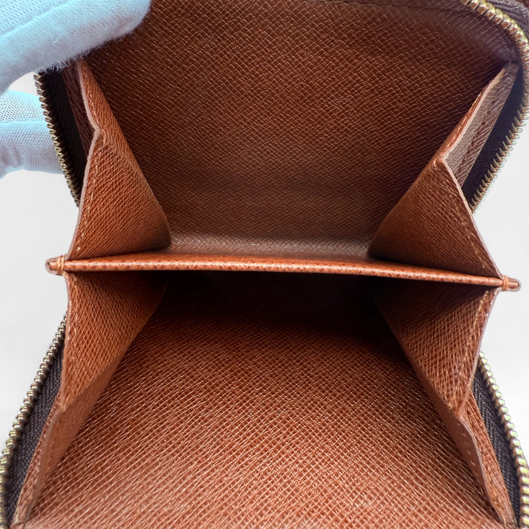 Wallet Compact Zip