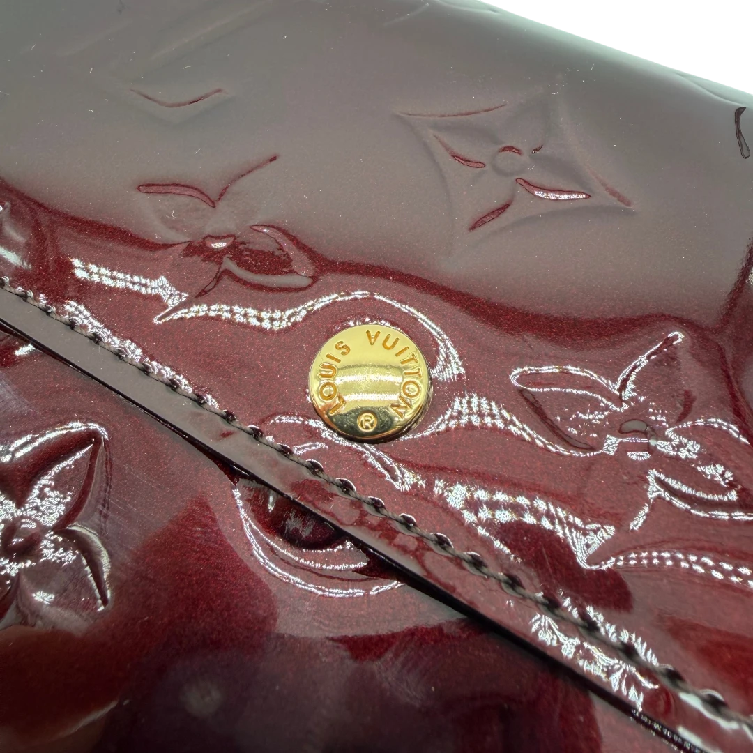 Louis Vuitton Sarah Vernis Wallet