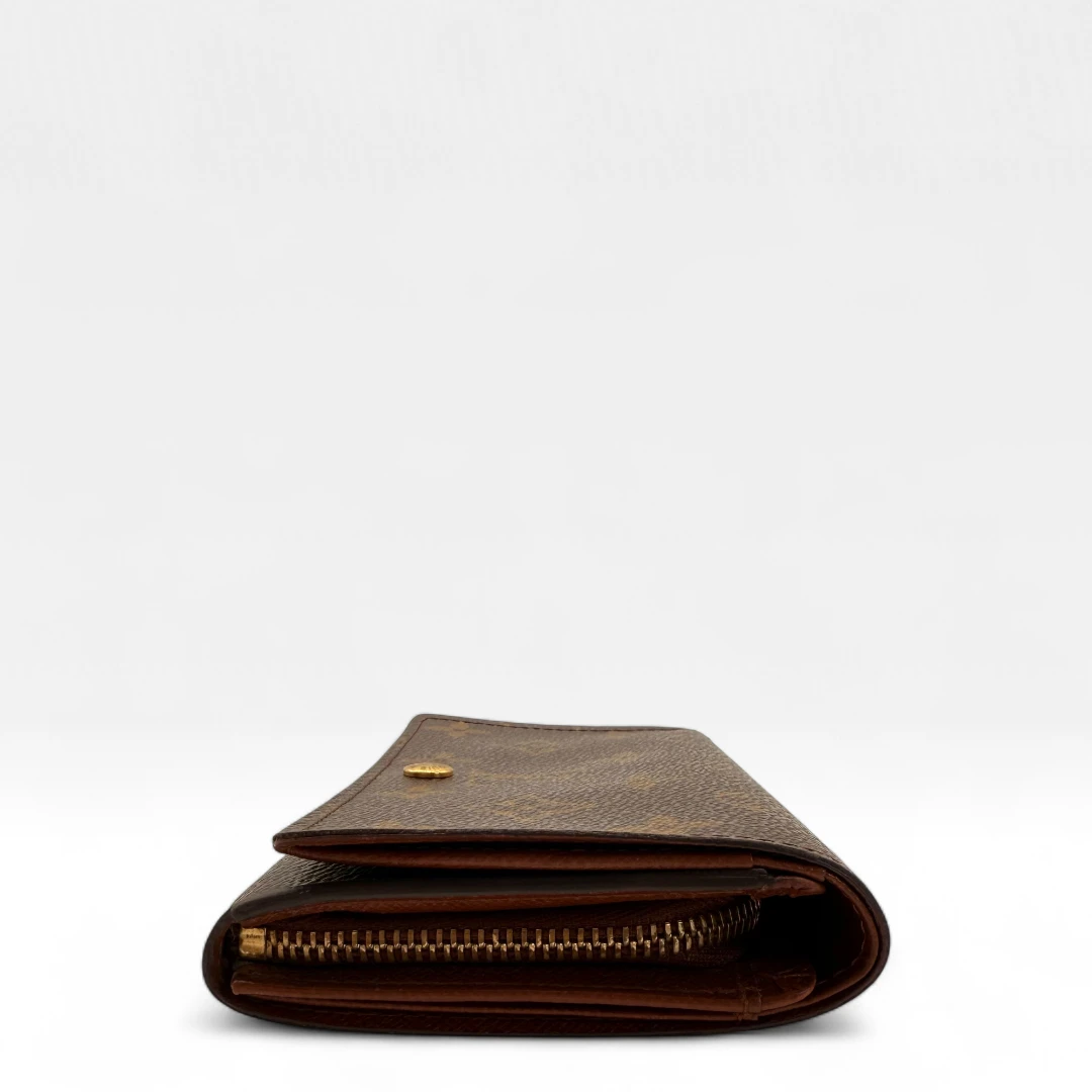 Louis Vuitton wallet tresor