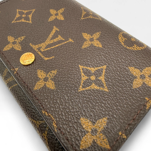 Louis Vuitton wallet tresor