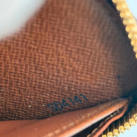 Louis Vuitton Zippy Wallet