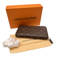 Louis Vuitton Zippy Wallet