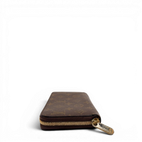 Louis Vuitton Zippy Wallet