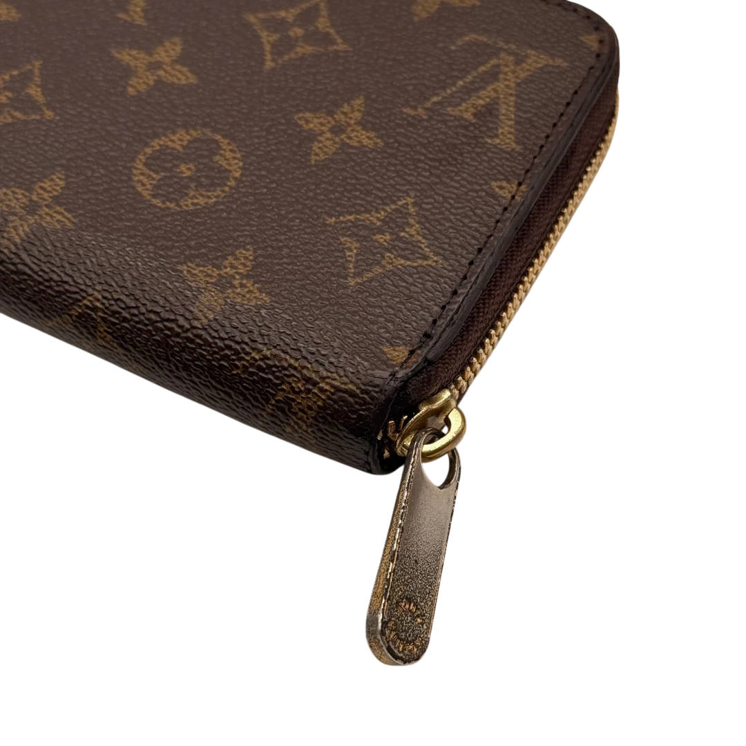 Louis Vuitton Zippy Wallet