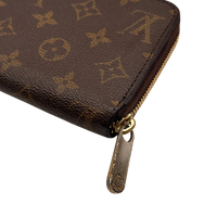 Louis Vuitton Zippy Wallet