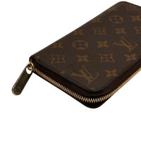 Louis Vuitton Zippy Wallet