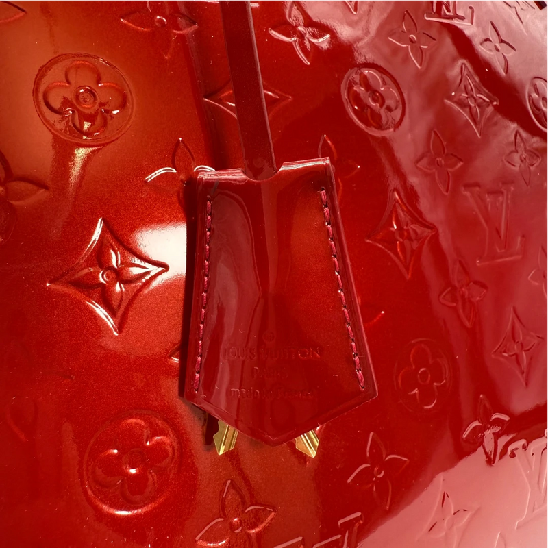 Louis Vuitton handbag Alma GM Vernis