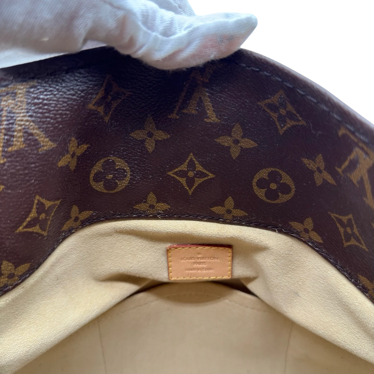 Louis Vuitton Handtasche Artsy MM