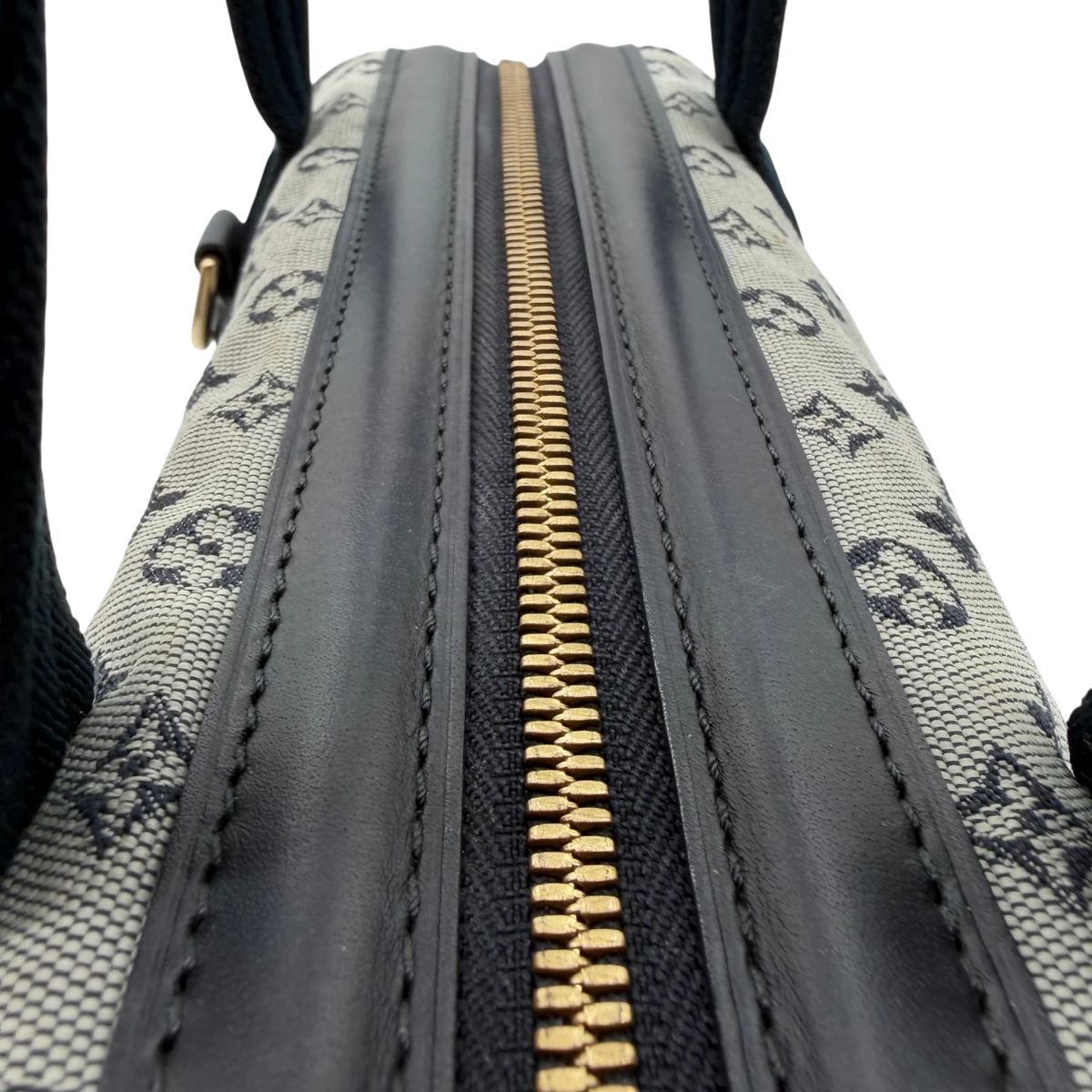 Louis Vuitton Handtasche Josephine PM monogram grau – Beschläge im Detail