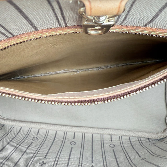 Acquirente di Neverfull PM