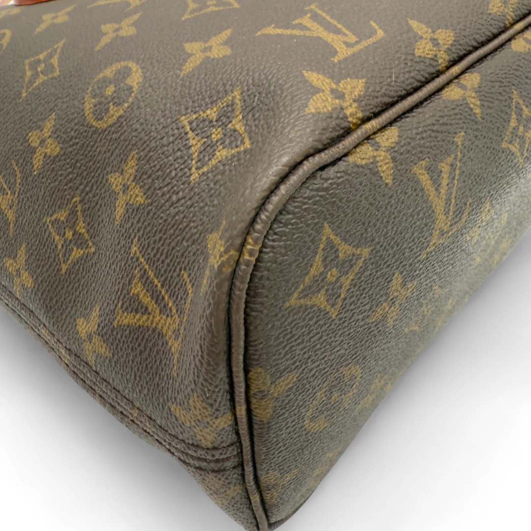 Louis Vuitton Neverfull PM handbag