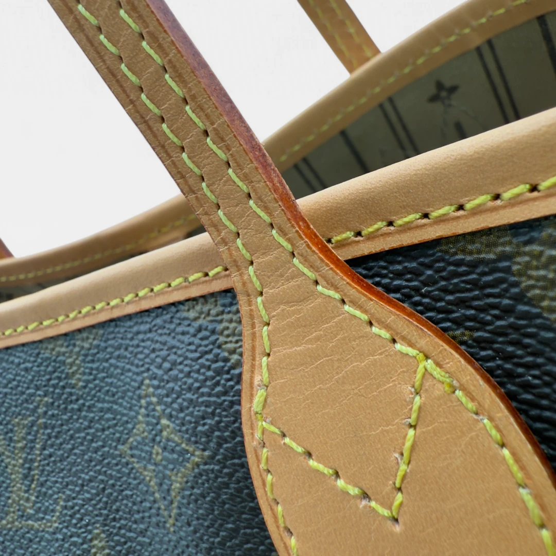 Louis Vuitton Neverfull PM handbag