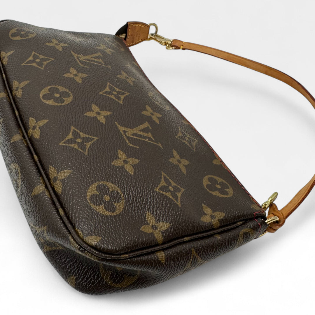 Murakami Pochette Accessoires Cherry