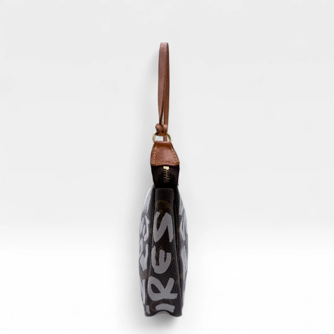Pochette Accessoires Graffiti