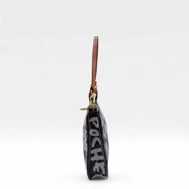 Pochette Accessoires Graffiti