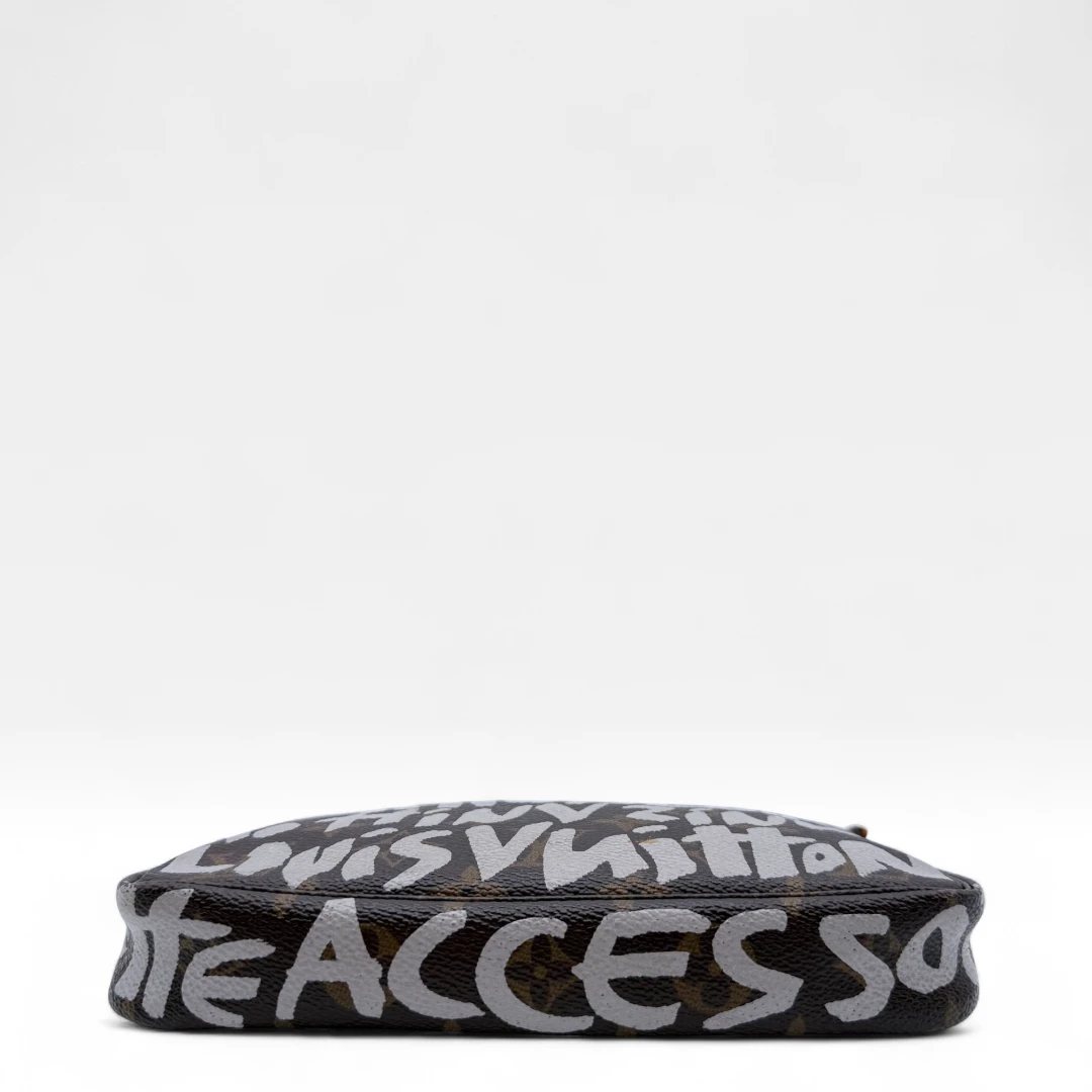 Pochette Accessoires Graffiti