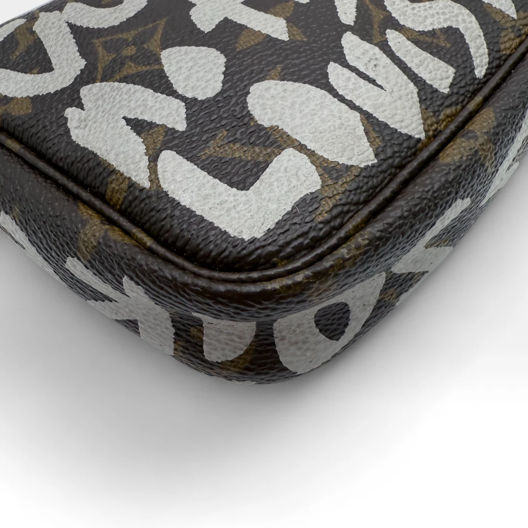 Pochette Accessoires Graffiti