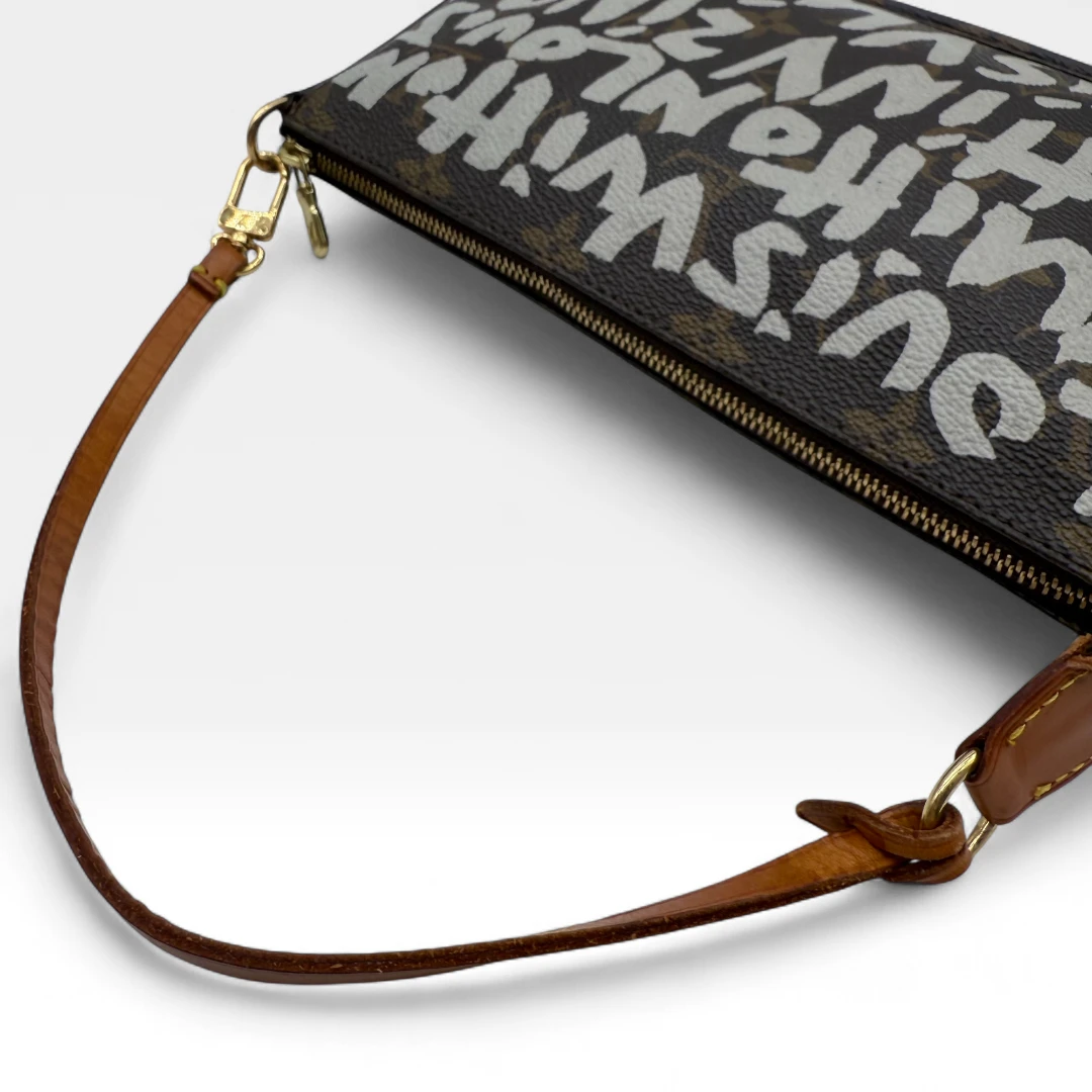 Pochette Accessoires Graffiti