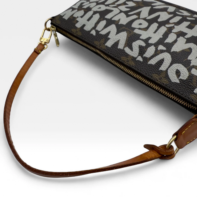 Pochette Accessoires Graffiti