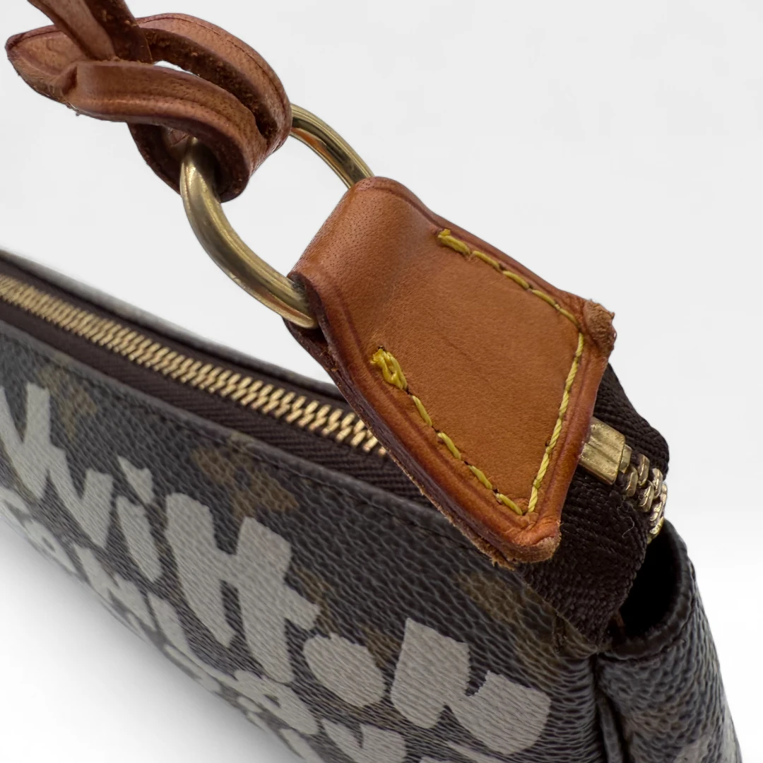 Pochette Accessoires Graffiti