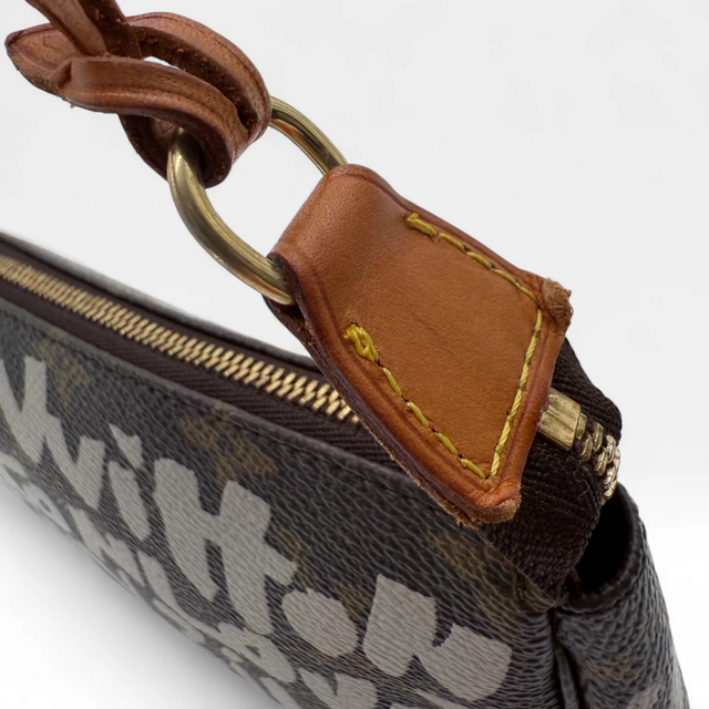Pochette Accessoires Graffiti