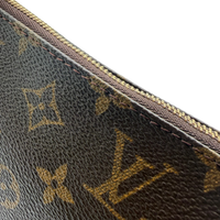 Louis Vuitton Pochette Accessoires monogram braun – Detailansicht