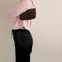 Louis Vuitton Pochette Accessoires monogram braun