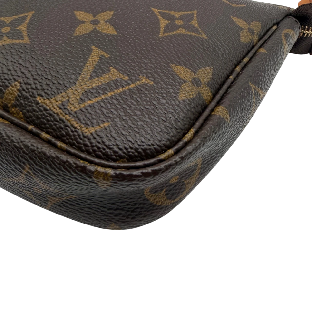 Louis Vuitton Pochette Accessoires