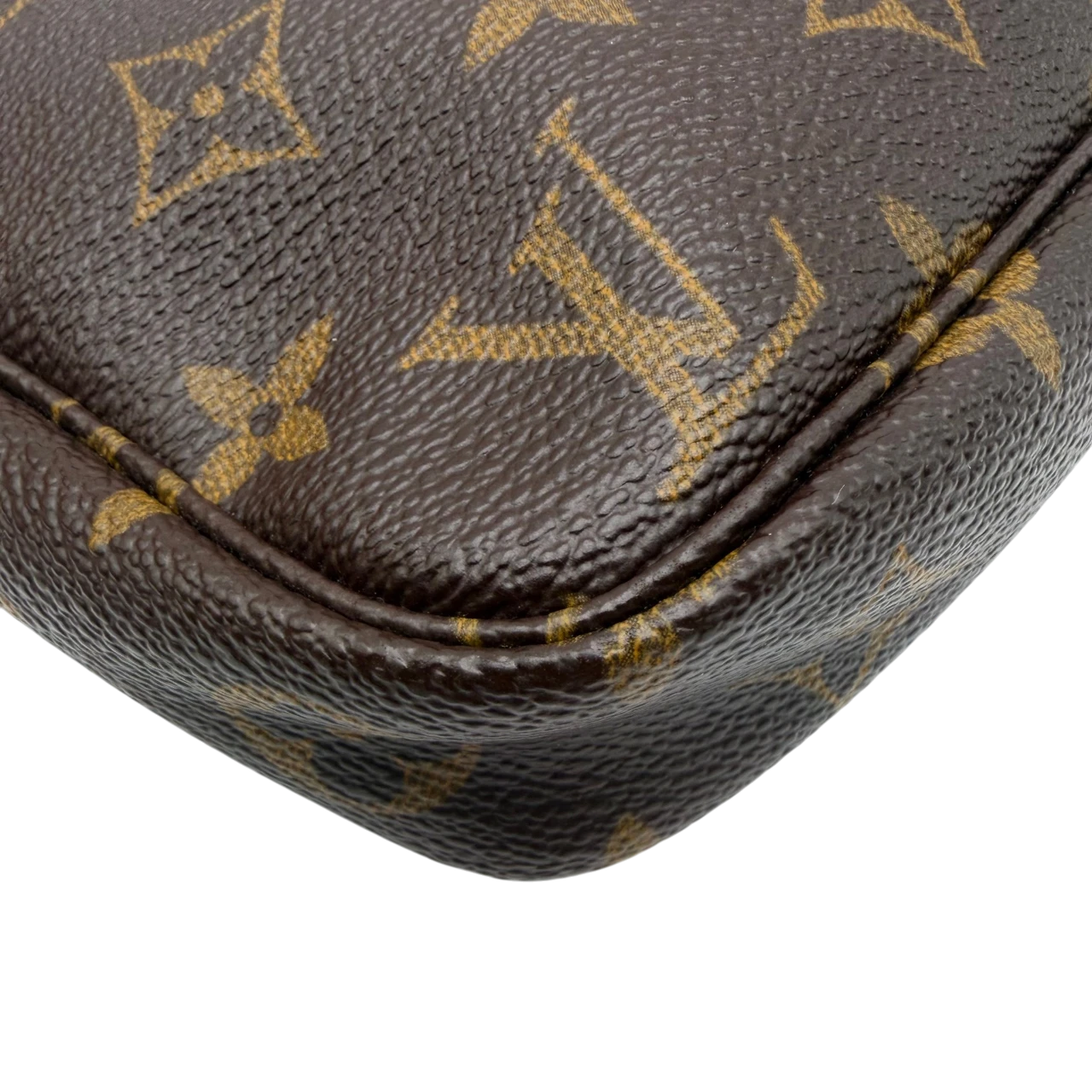 Louis Vuitton Pochette Accessoires