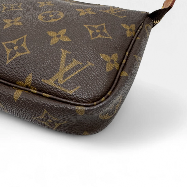 Louis Vuitton Pochette Accessoires