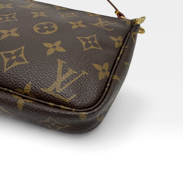 Louis Vuitton Pochette Accessoires