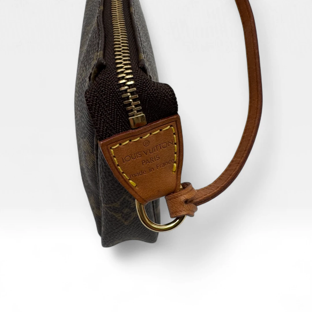 Louis Vuitton Pochette Accessoires