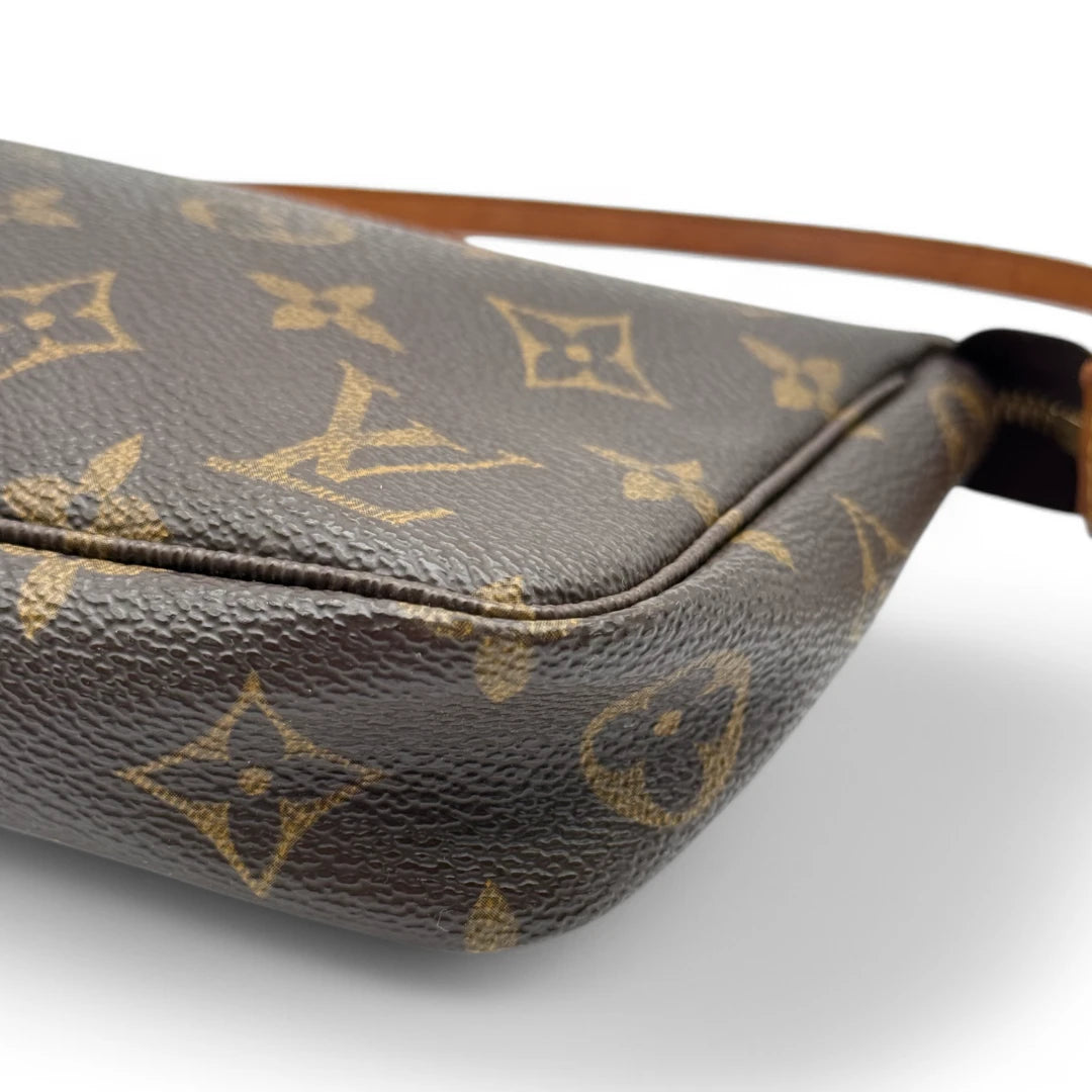 Louis Vuitton Pochette Accessories monogram brown