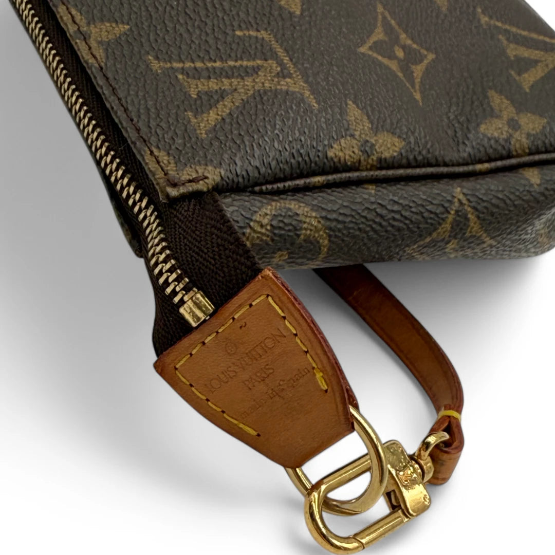 Louis Vuitton Pochette Accessories monogram brown