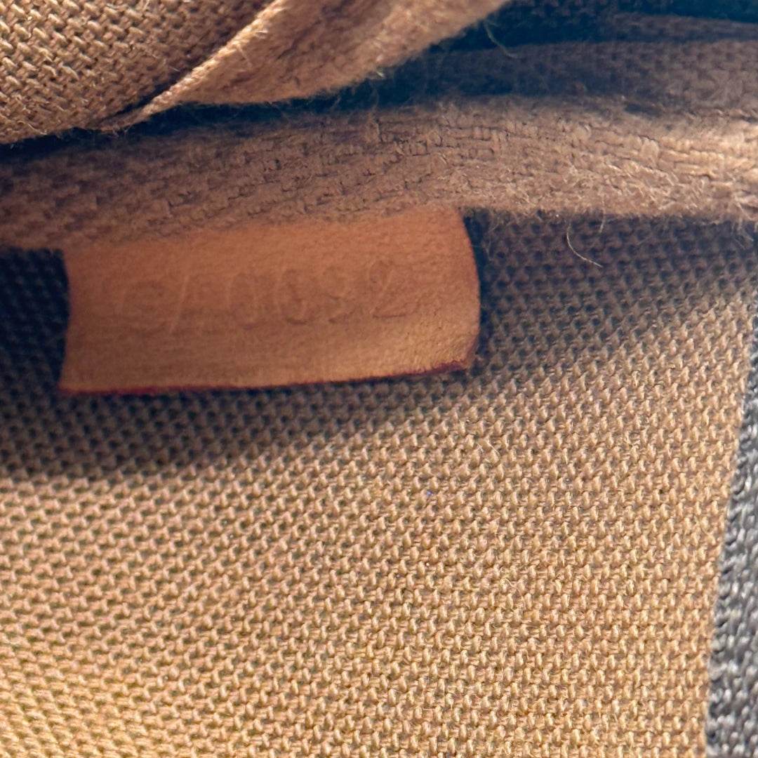 Louis Vuitton Pochette Accessories monogram brown