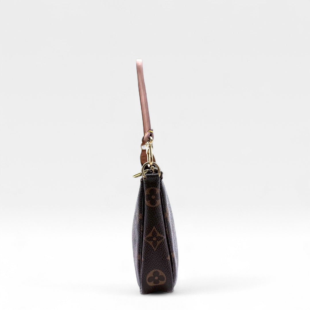 Pochette Accessories