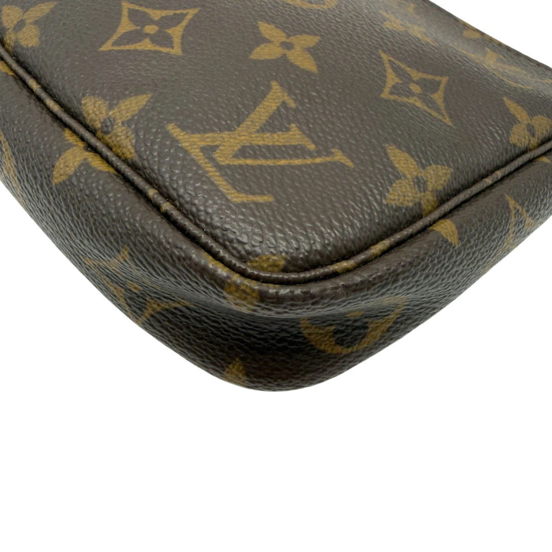 Louis Vuitton Pochette Accessoires